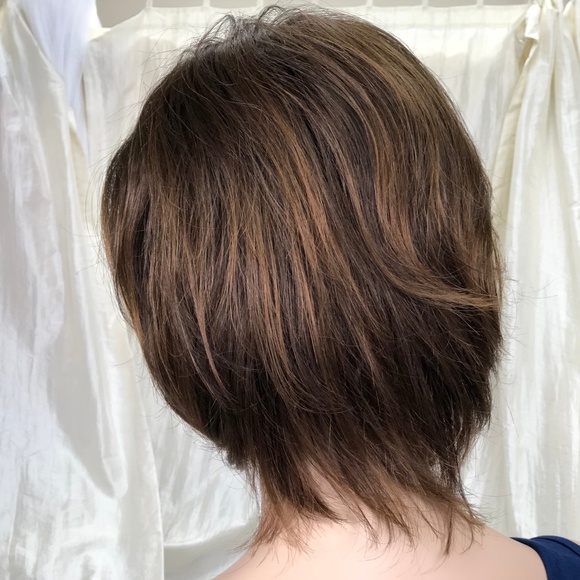 NWT Dark Brn with Auburn Mid Length Wig Avg Size - Picture 6 of 8